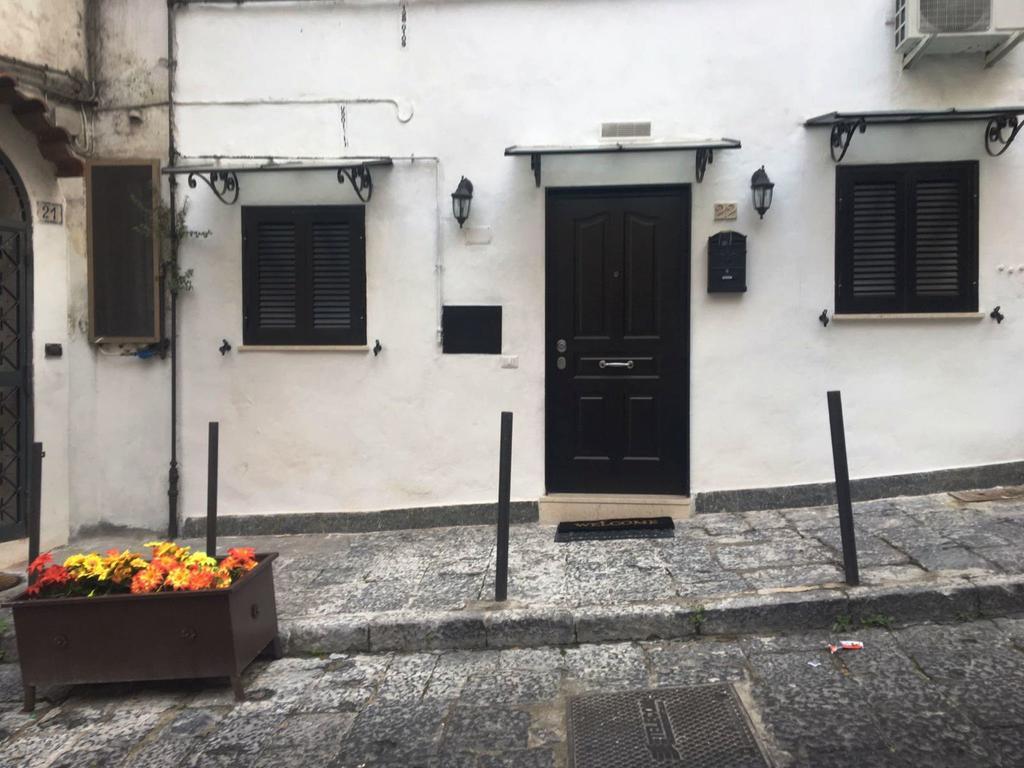 Casa Vacanze Sannazzaro Flat เนเปิลส์ ภายนอก รูปภาพ